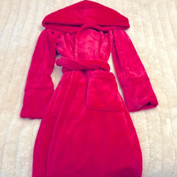 almost floor length house coat from long tall sally’s - Picture 1 of 1